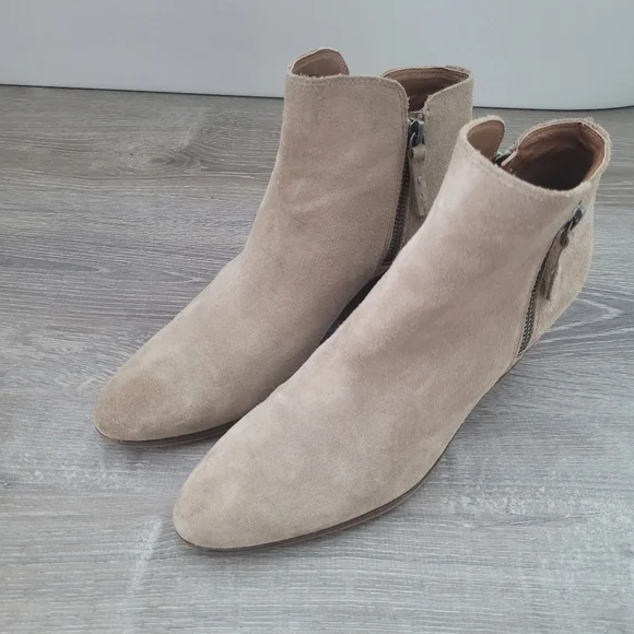 Frye & Co suede ankle boots - Picture 4 of 9